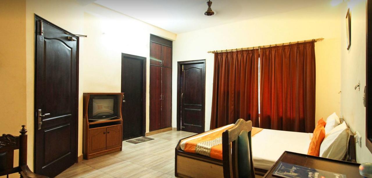 Krishna Wilderness Retreat Hotel Rāmnagar Eksteriør billede